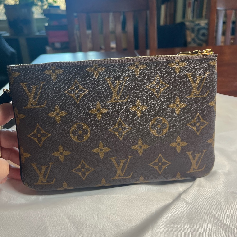 Louis Vuitton Double Giant Zip Pochette Reverse Monogram